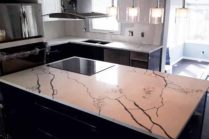 Notre entreprise est reconnue à Montréal, pour son savoir-faire dans la fabrication de comptoirs de cuisine en quartz.